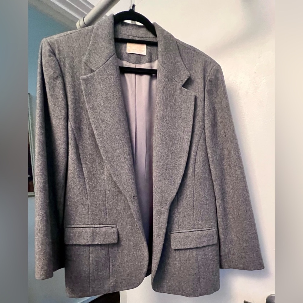 Pendleton Grey Wool Vintage Blazer. Like New.